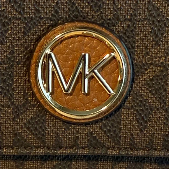 Michael Kors Brown Signature MK Continental Wallet with Gold Logo - Picture 4 of 4